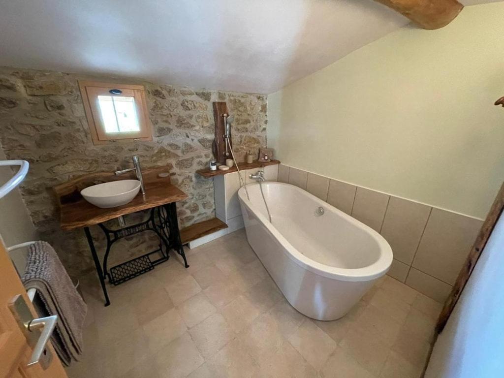 Domaine Saint Claude - Gite , Chambres D'Hotes & Hebergement Insolite Malleval 外观 照片